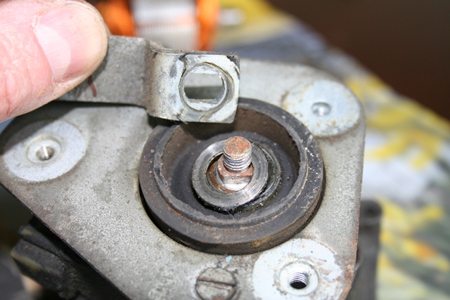 Removal of the output rotary link